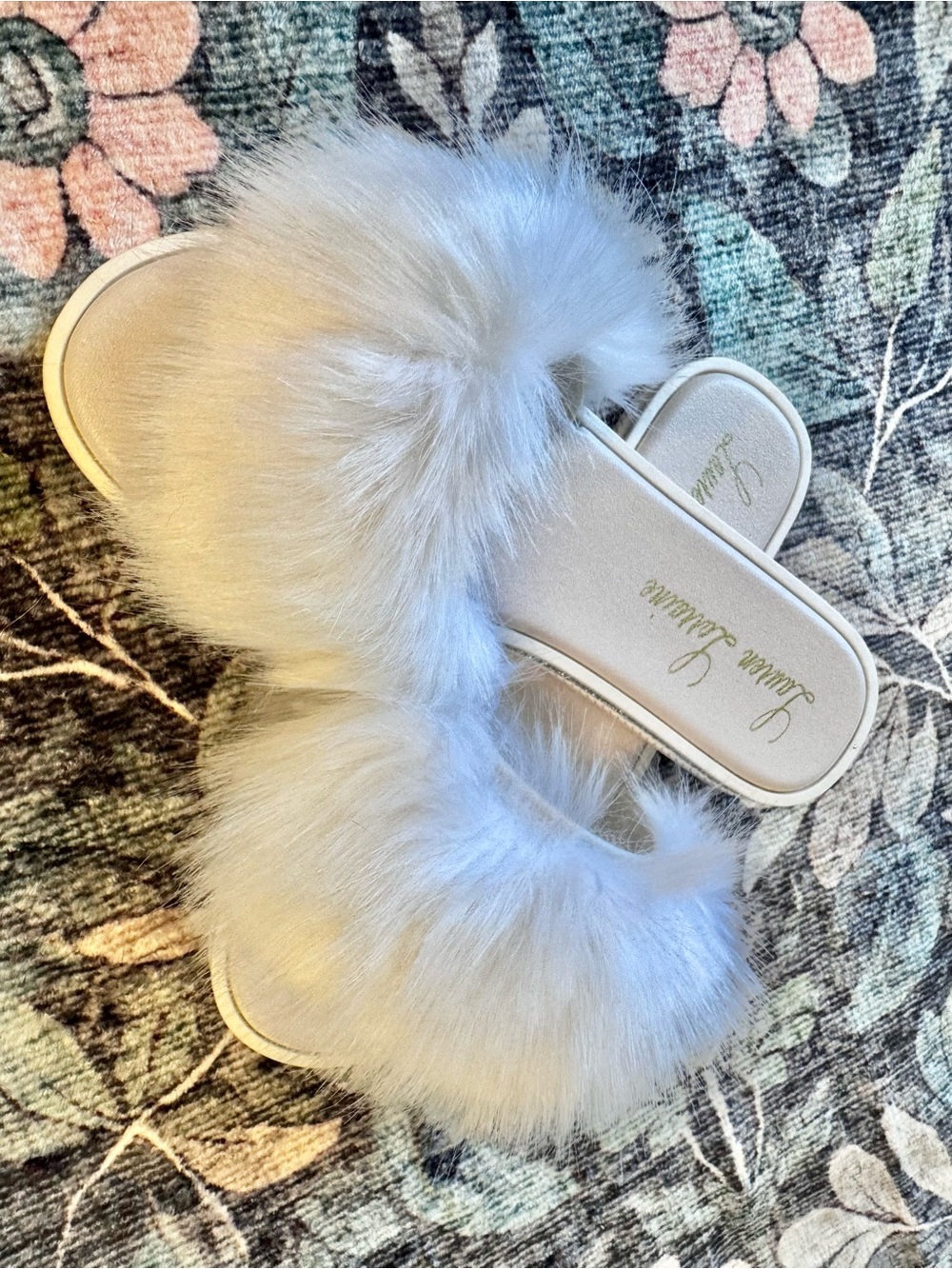 Fluffy White Faux Fur Marabou Bridal Glamorous Slide Slippers NEW In Box